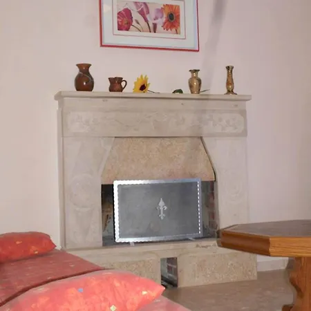 2 Bedrooms With Wifi At 2 Km Away From The *