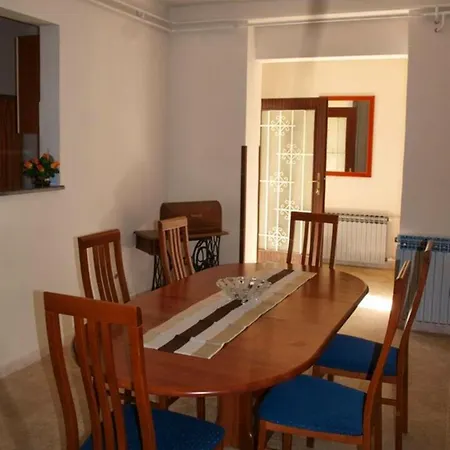 Apartment 2 Bedrooms With Wifi At 2 Km Away From The Krnica