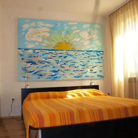 2 Bedrooms With Wifi At 2 Km Away From The * Krnica