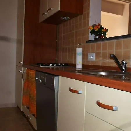 2 Bedrooms With Wifi At 2 Km Away From The Apartment Krnica
